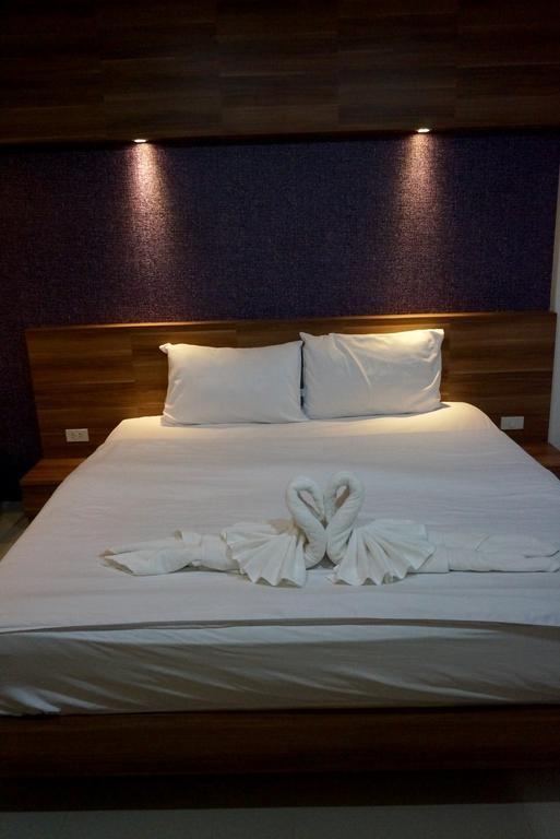 Hotel The Rhea Udon Thani Esterno foto
