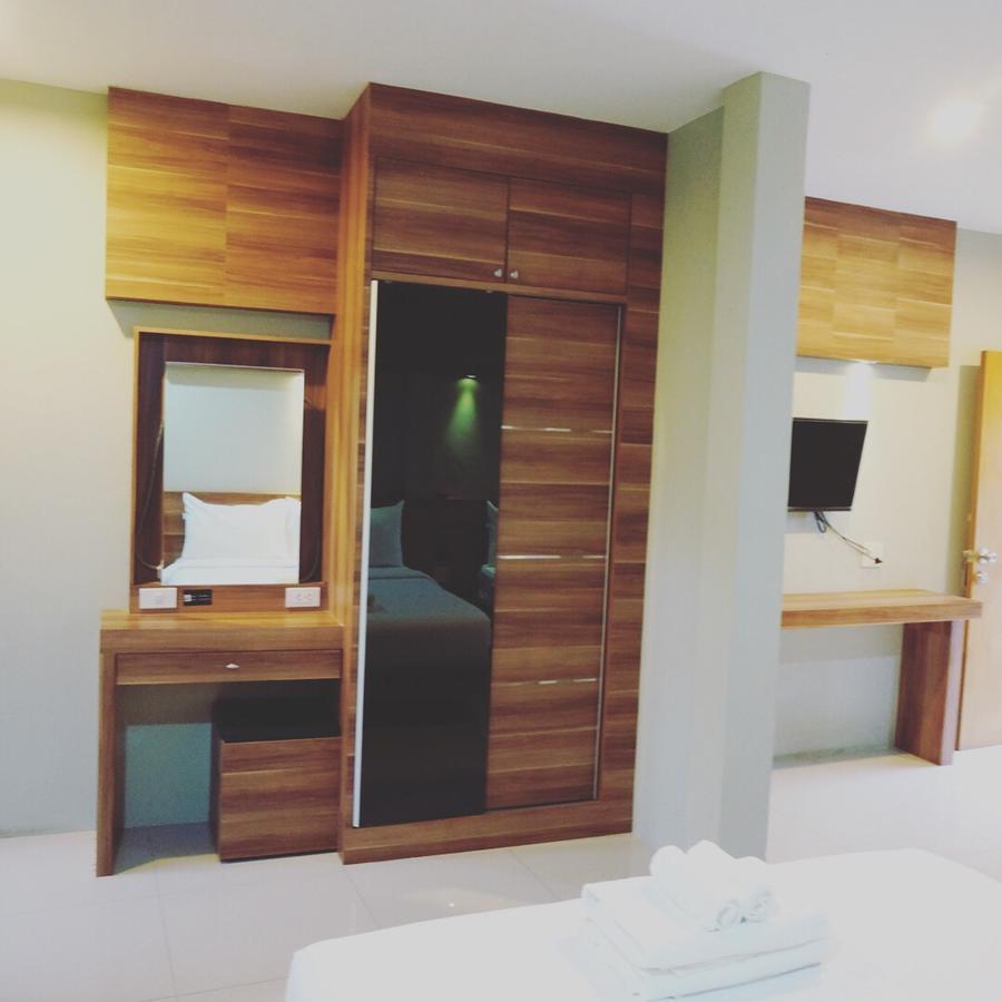 Hotel The Rhea Udon Thani Esterno foto